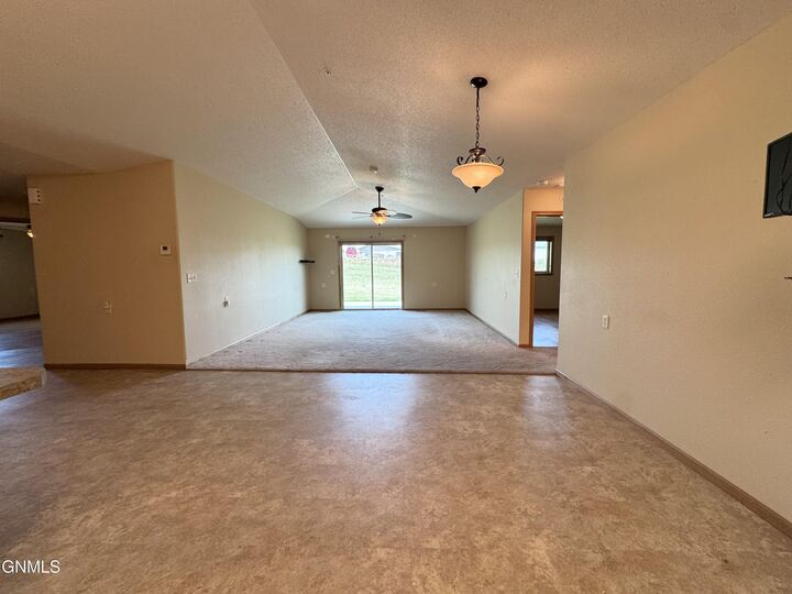 Property Photo:  3213 Nebraska Drive 3  ND 58503 