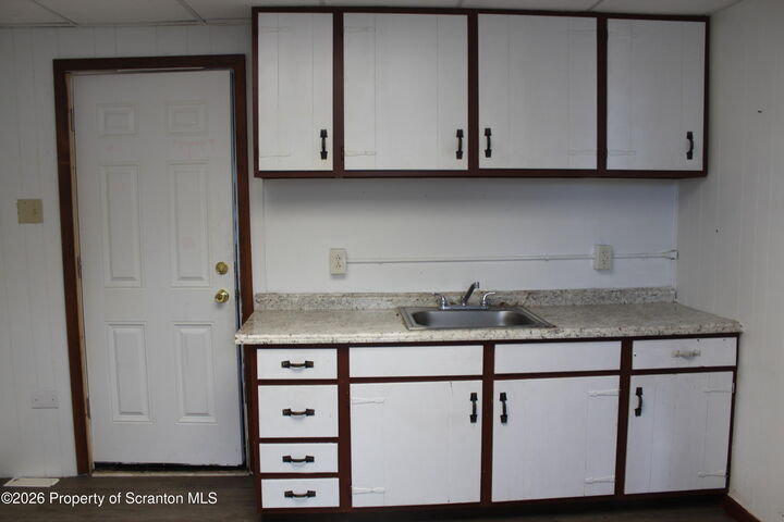 Property Photo:  61 Fallbrook Street 1  PA 18407 