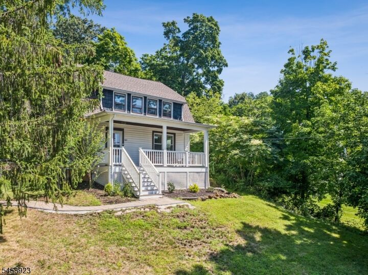 Property Photo: 464 Watchung Ave NJ 07069