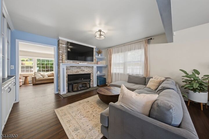 Property Photo:  1 Cardinal Dr  NJ 07871 