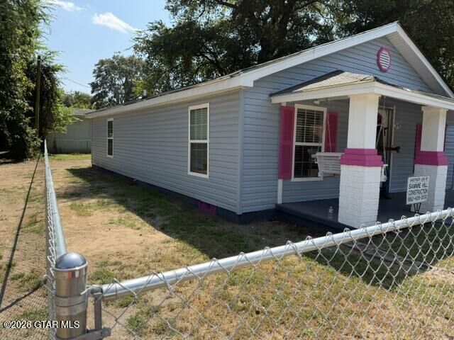 Property Photo: 2010 N Cherry Street MS 39701