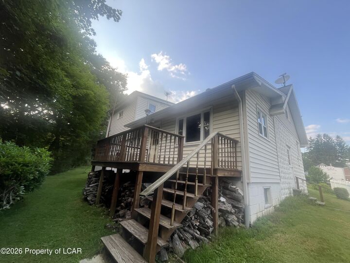 Property Photo: 203 Hellers Grove PA 18708