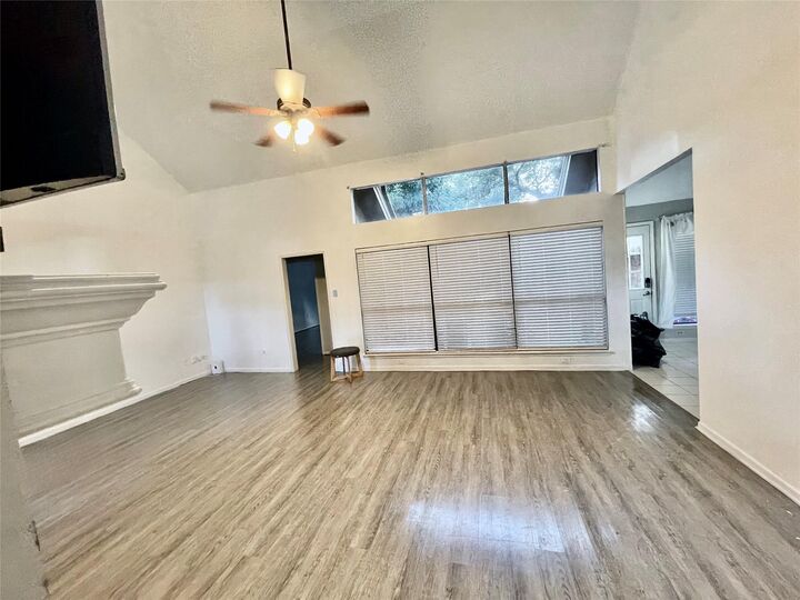 Property Photo:  8215 Sean Park Court  TX 77095 