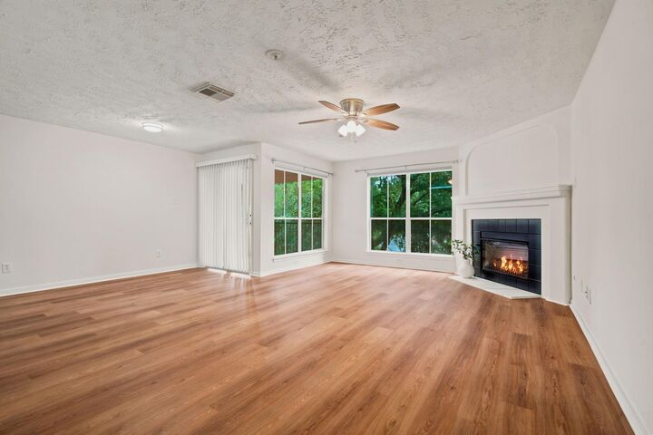 Property Photo: 8051 Bay Branch Dr 222 TX 77382