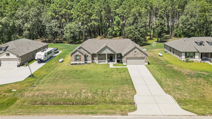 Property Photo: 1301 Road 66112 TX 77535