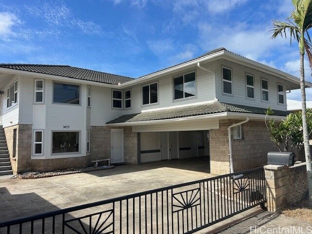 Property Photo:  1433 Kamehameha Iv Road  HI 96819 