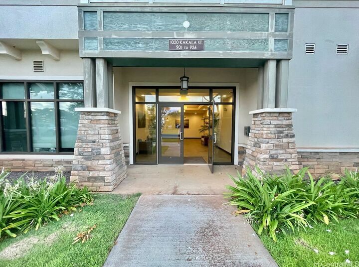 Property Photo:  1020 Kakala Street 914  HI 96707 