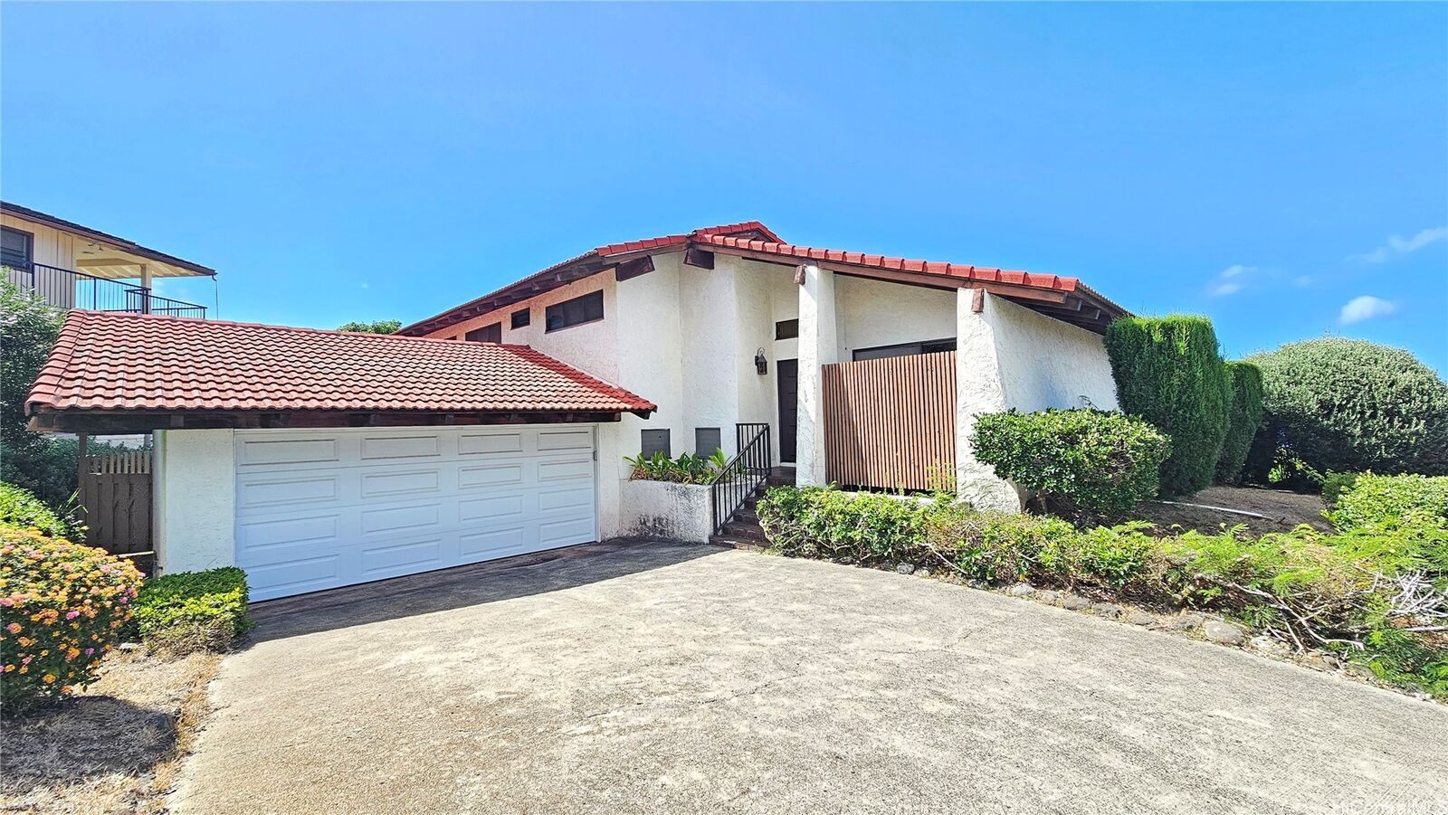 Property Photo: 1621 Kuhilani Street HI 96821