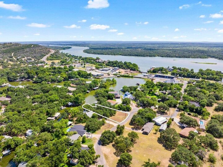 Property Photo:  1201 County Road 132A  TX 78639 