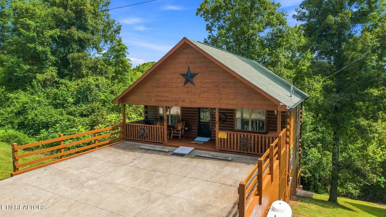 Property Photo:  440 Oak Sky Way  TN 37876 