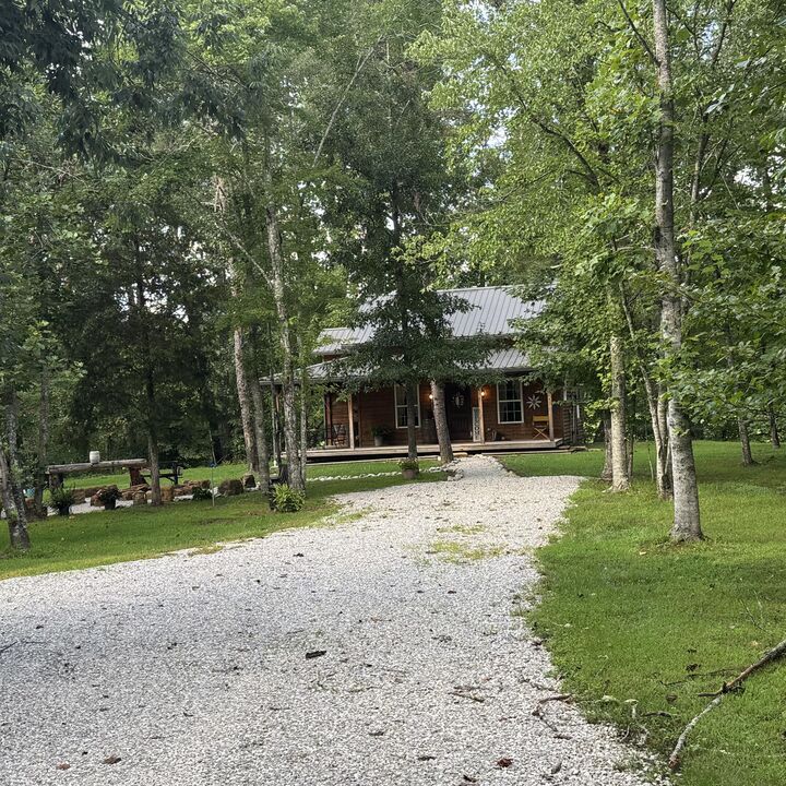 Property Photo: 504 Sang Branch Road KY 40336