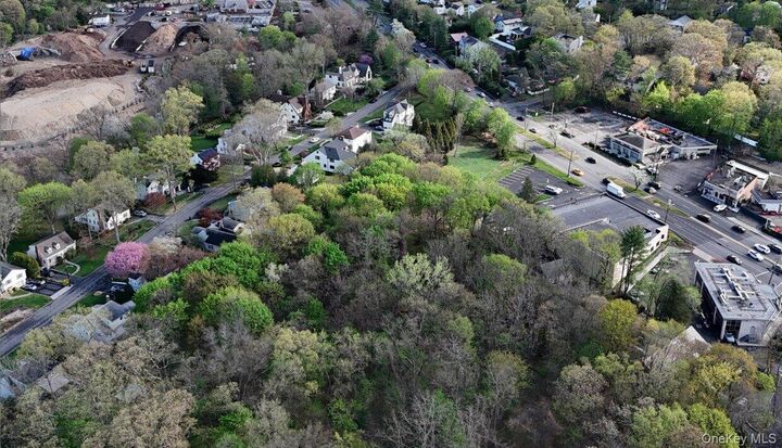 Property Photo:  32 Rosedale Ave  NY 10605 
