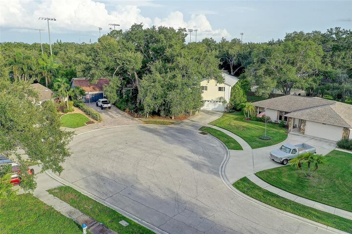 Property Photo: 4505 33rd Avenue W FL 34209