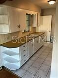 Property Photo:  1000 W Miller Ave  FL 32805 