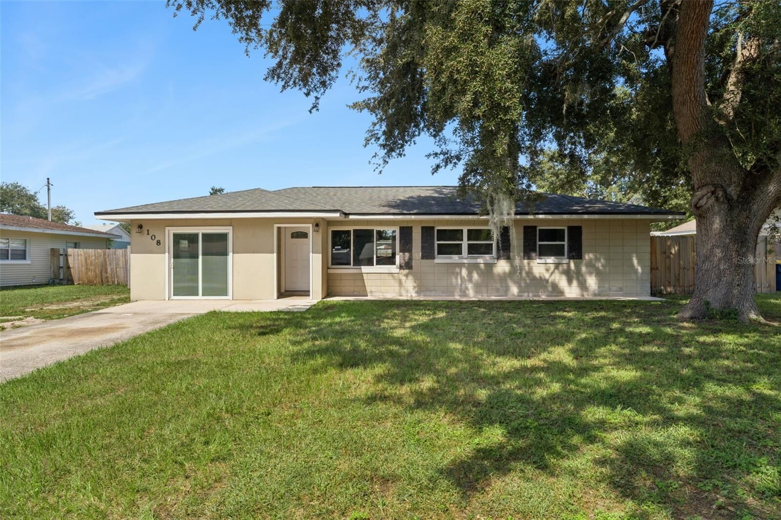 Property Photo: 108 Alexandria Avenue FL 34715