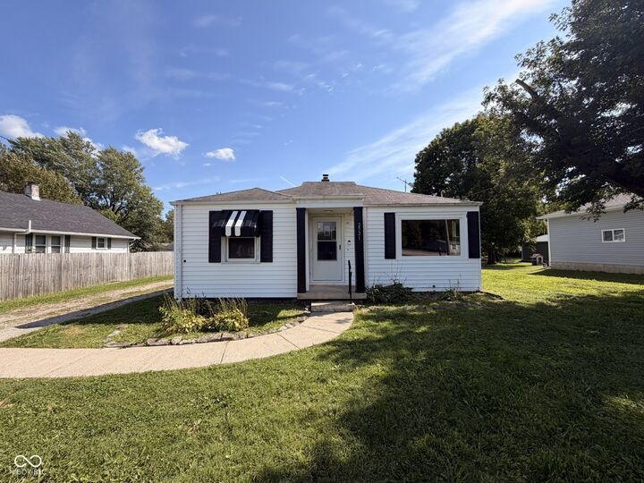 Property Photo: 2521 Mounds Road IN 46016