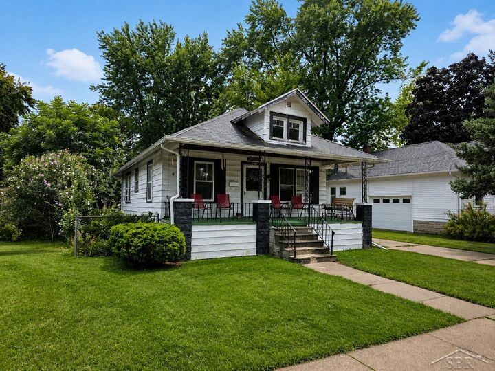 Property Photo: 2913 Congress Street MI 48602