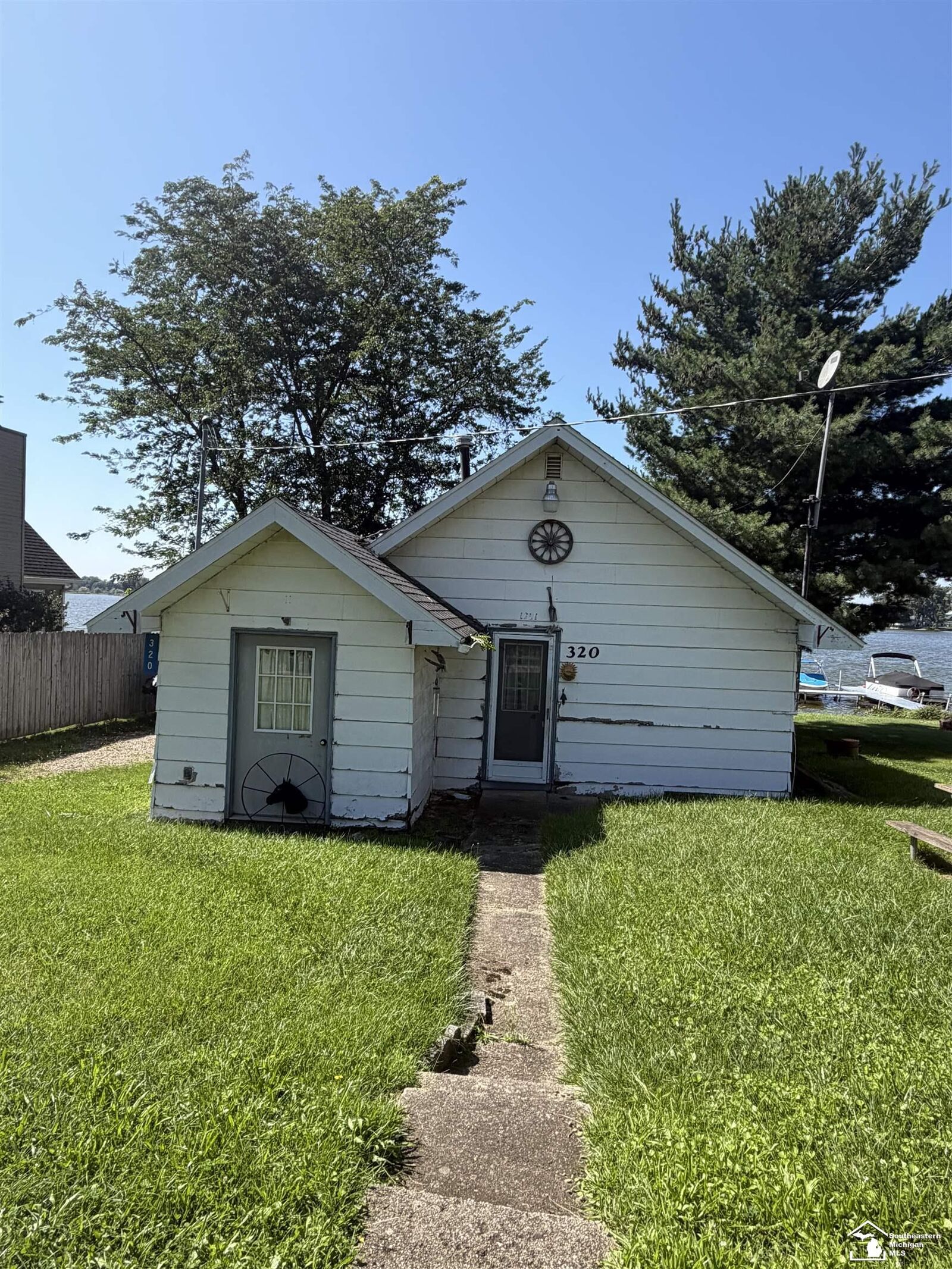 Property Photo:  320 Lloyd Lane  MI 49028 
