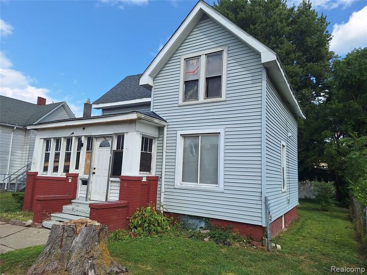 Property Photo:  38 Northbound Gratiot Avenue  MI 48043 2473 