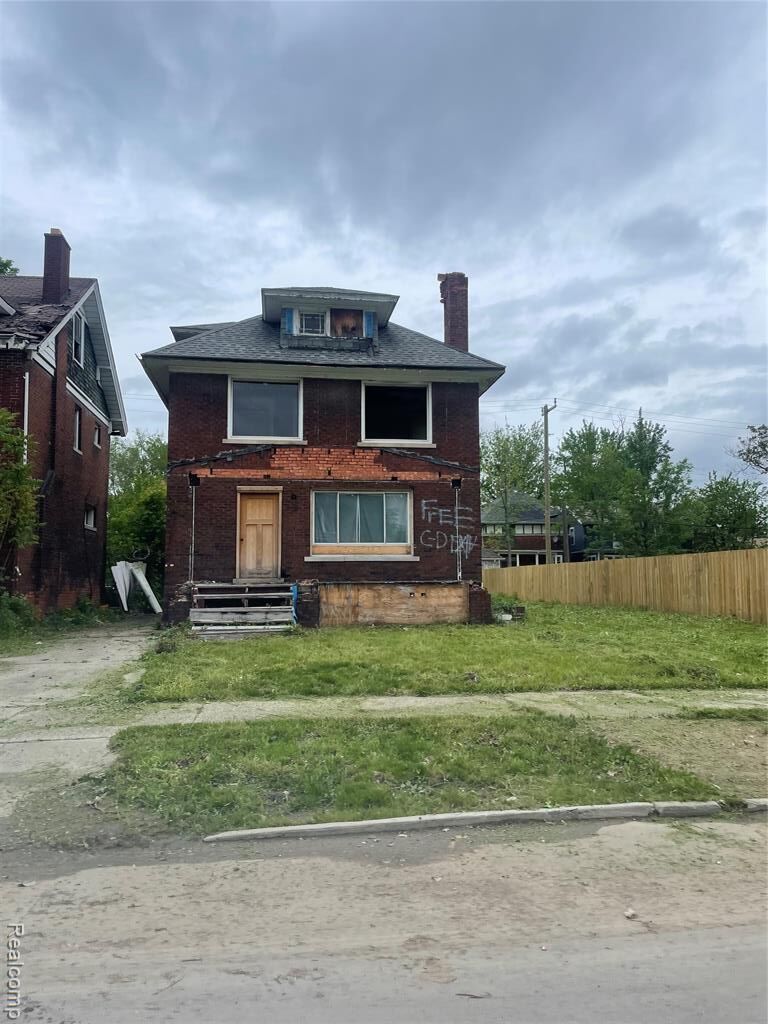 Property Photo:  3814 Montgomery Street  MI 48206 2316 