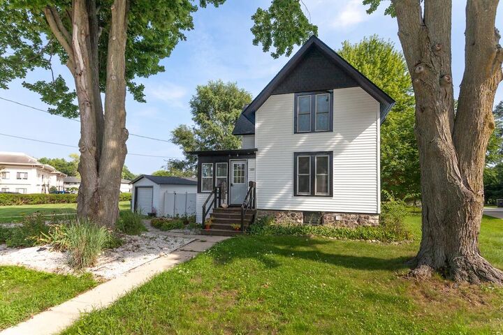 Property Photo:  229 S Concord Rd  WI 53066 
