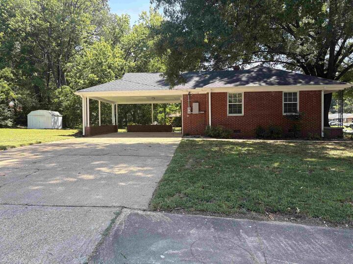 Property Photo:  1820 Macaulay Ave  TN 38127 
