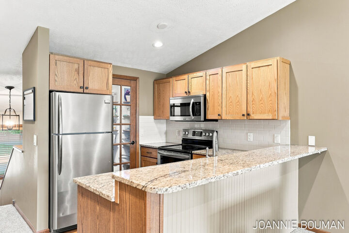 Property Photo: 1376 Bent Tree Court MI 49426