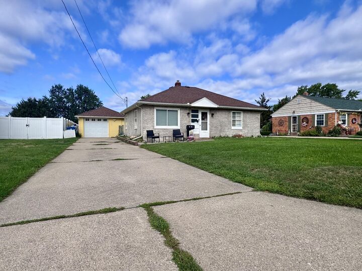 Property Photo: 214 S 22nd Street S MI 49015