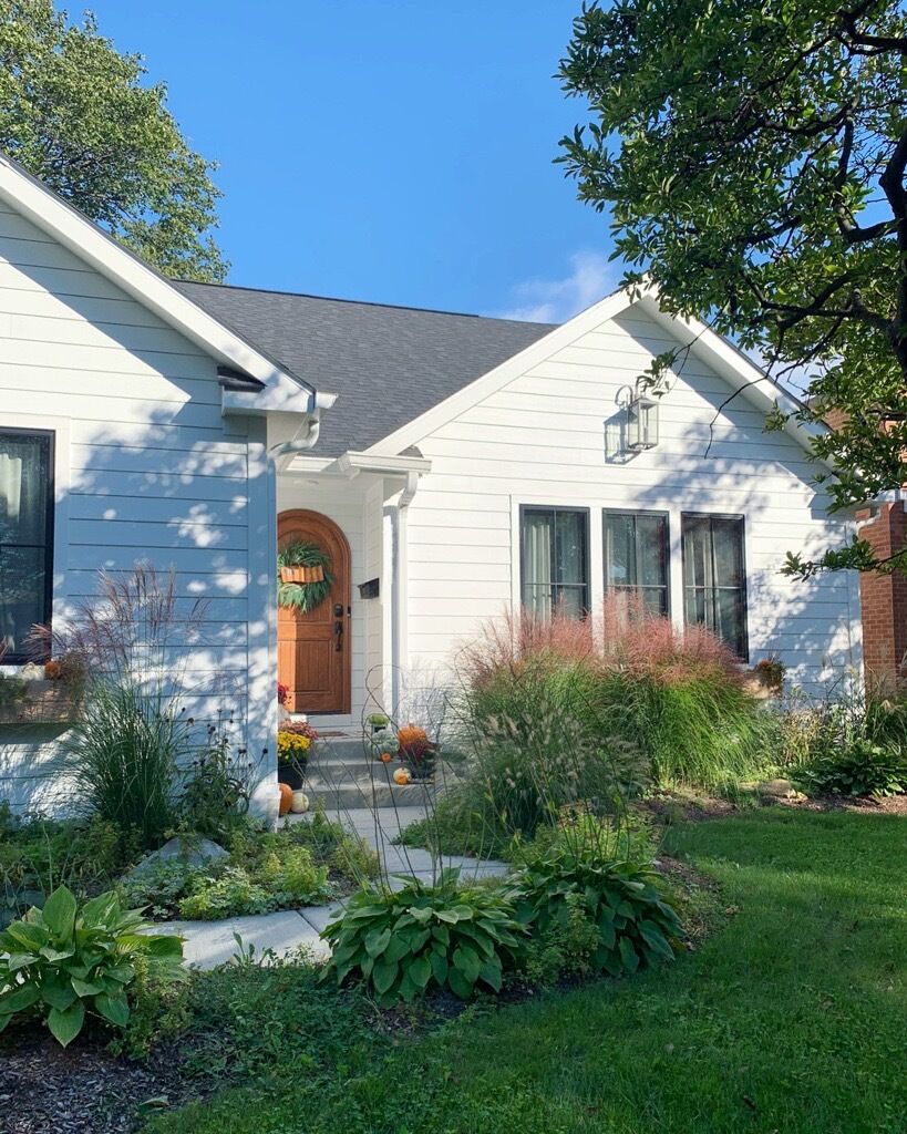 Property Photo:  