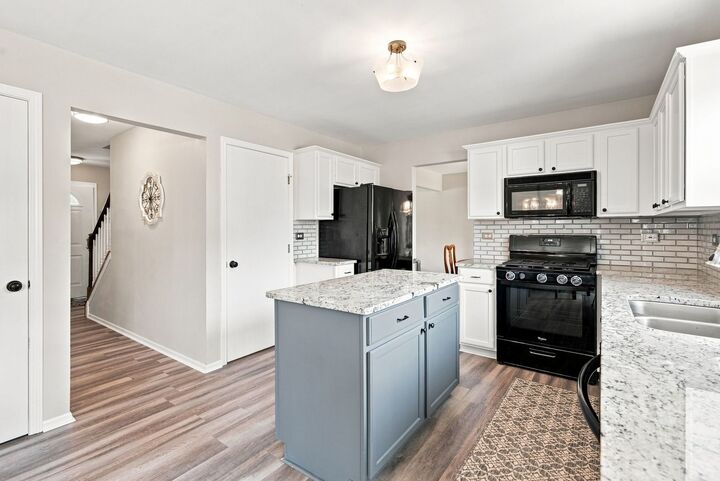Property Photo:  1251 Idabright Drive  IL 60586 