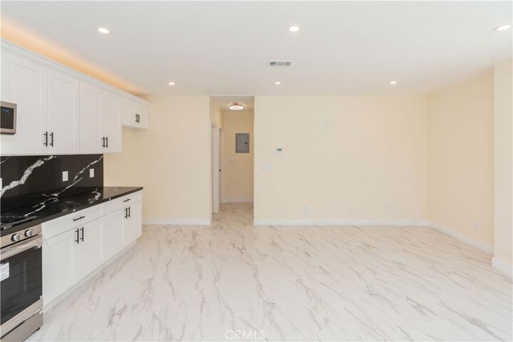 Property Photo: 536 Myrtle A CA 91203