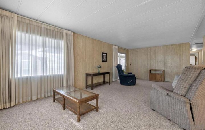 Property Photo: 1440 S Orange Ave 11 CA 92020