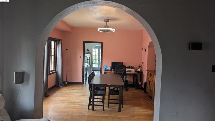 Property Photo: 446 37th St CA 94609