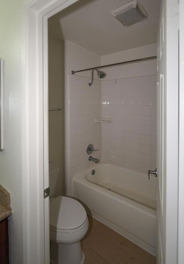 Property Photo: 1315 A Street 203 CA 94541