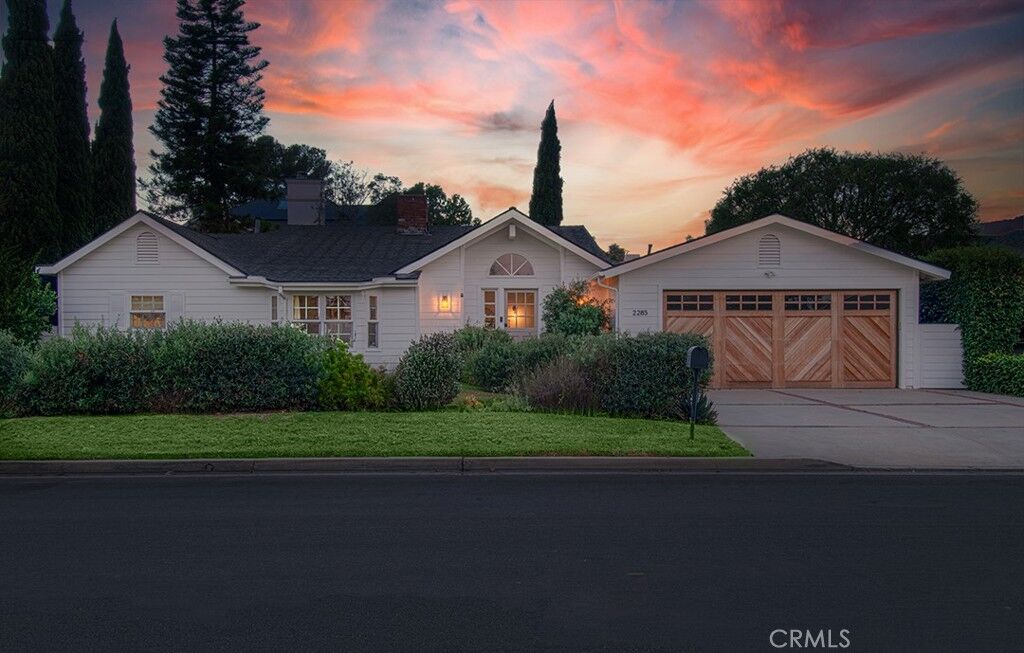 Property Photo: 2285 Tustin Avenue CA 92660