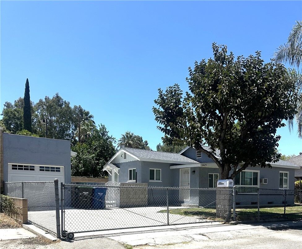 Property Photo: 24675 Shepardson CA 92354