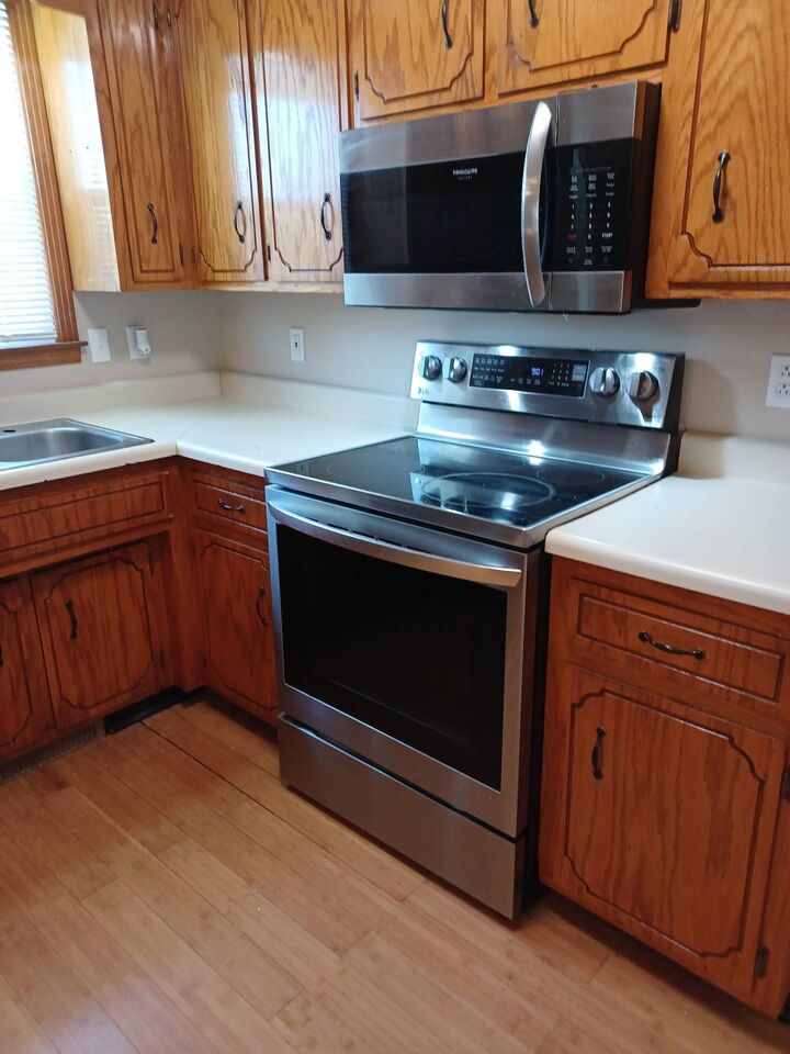 Property Photo: 421 Bluff Dr TN 37043