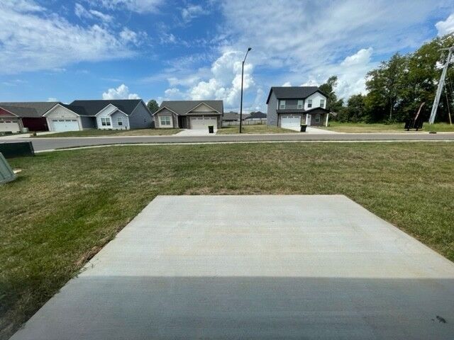 Property Photo: 501 Lucky Ln TN 37042