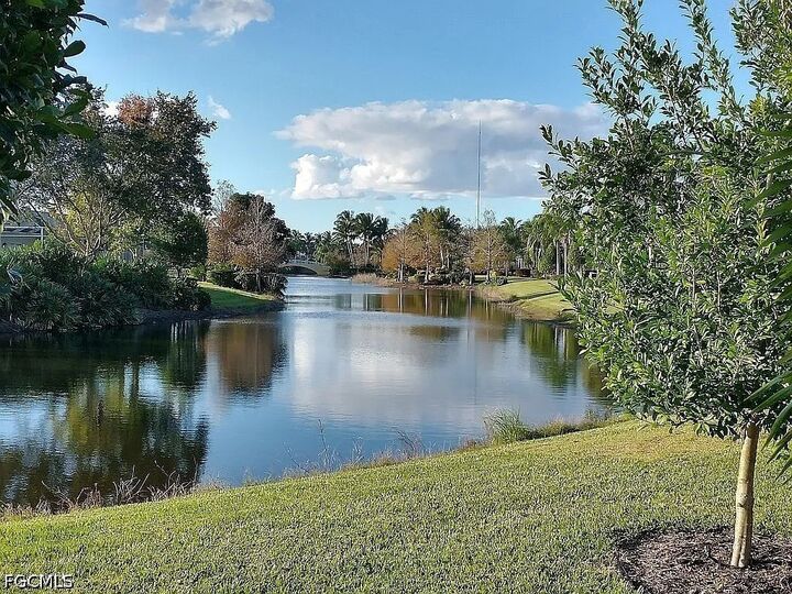 Property Photo:  28258 Islet Trail  FL 34135 