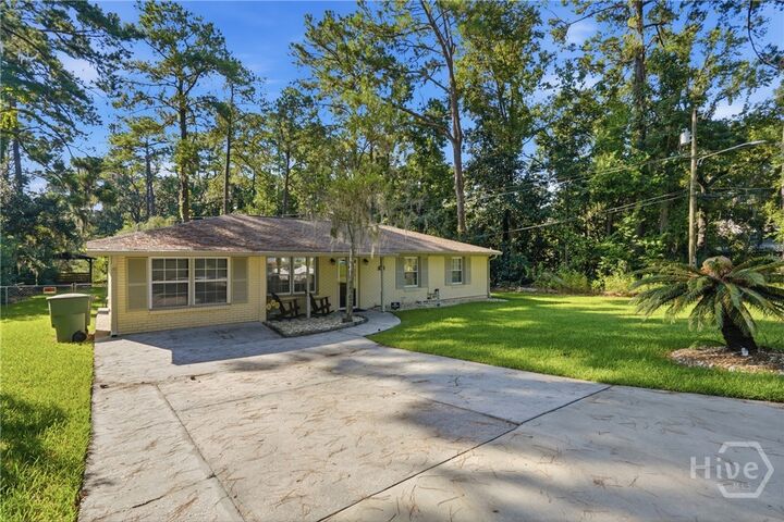 Property Photo: 9006 Harmon Bluff Road GA 31406
