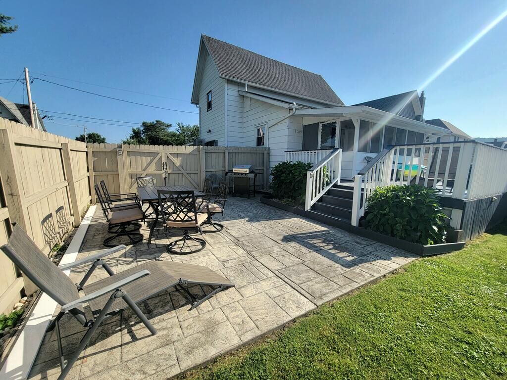 Property Photo:  217 E Cherry Street  PA 18810 