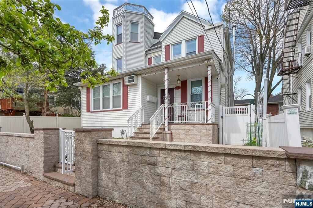 Property Photo: 113 Oakwood Avenue NJ 07010