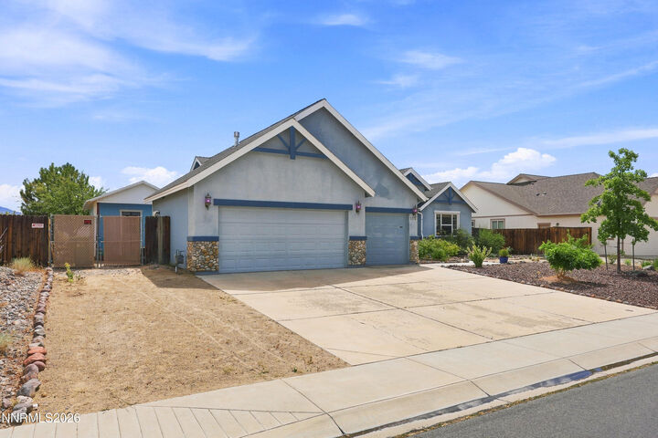 Property Photo: 115 Creekside Drive NV 89403