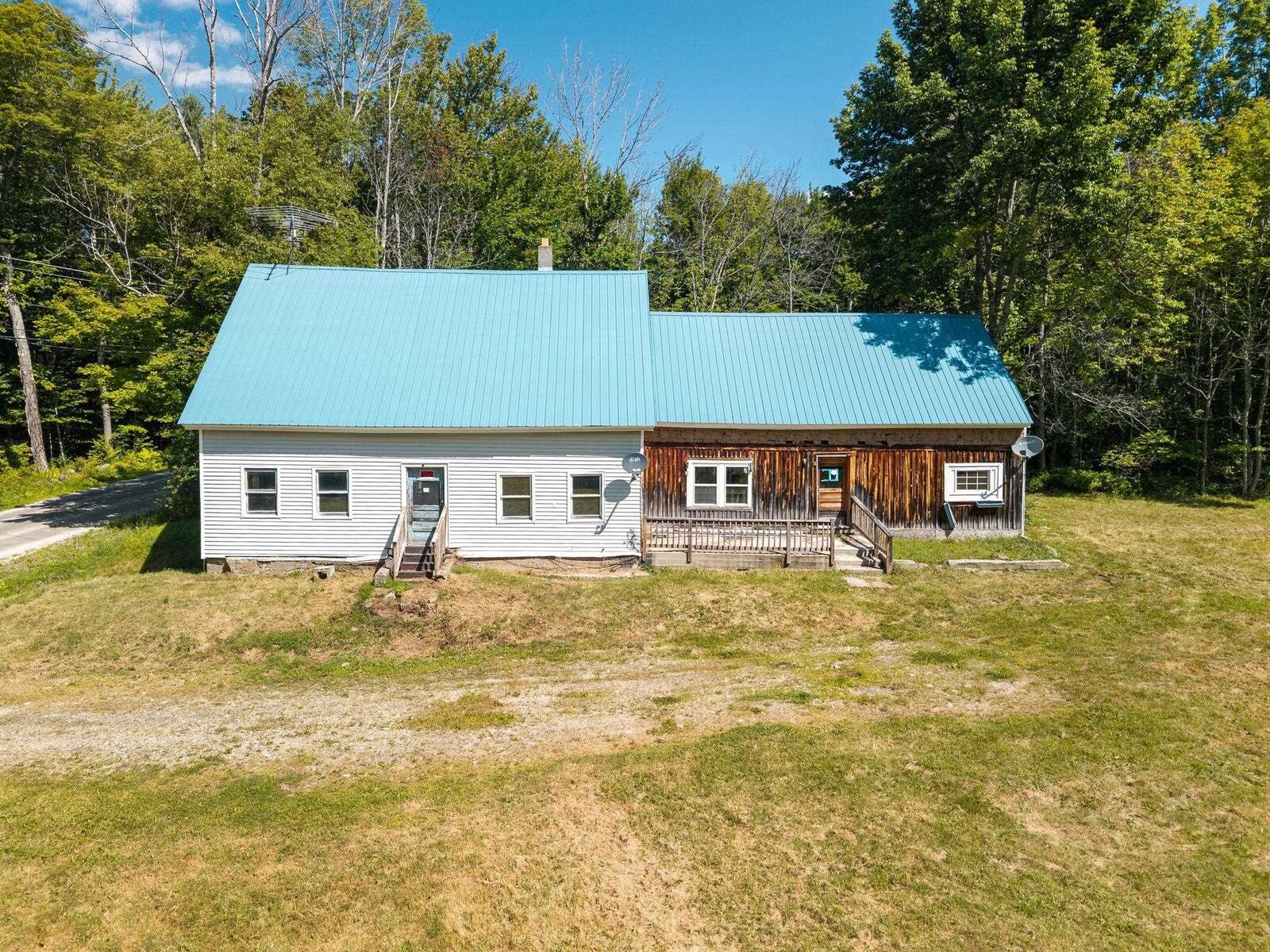 Property Photo:  516 Cross Road  NH 03752 
