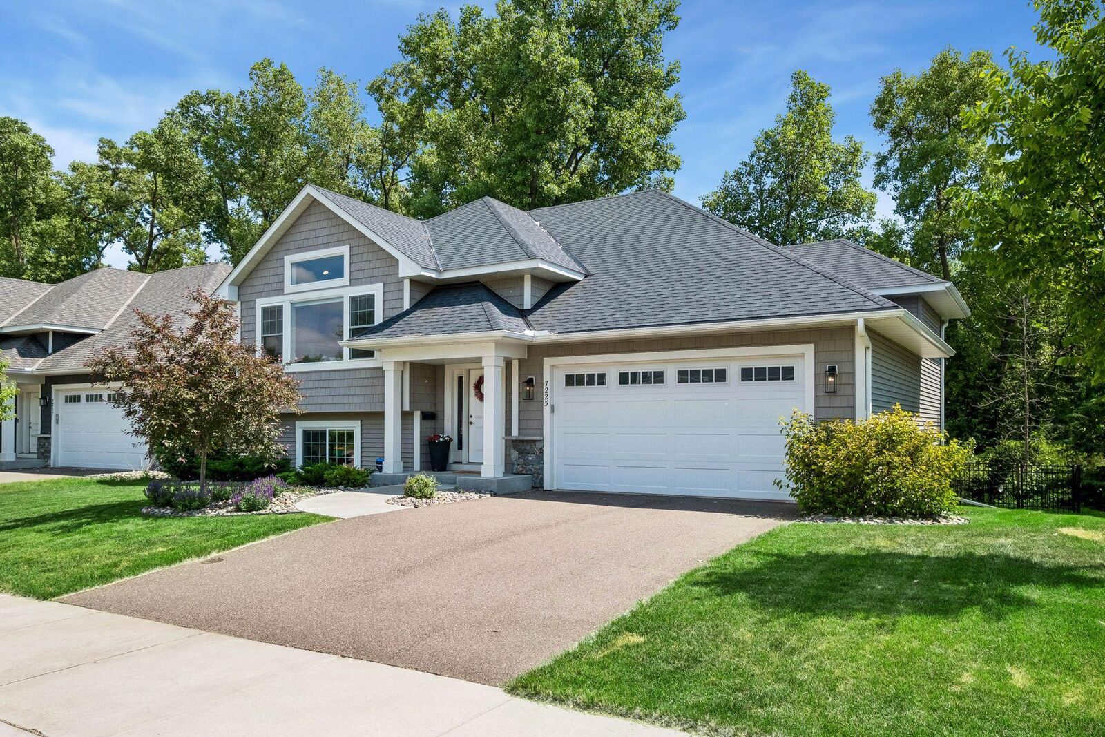 Property Photo:  7225 51st Avenue N  MN 55428 