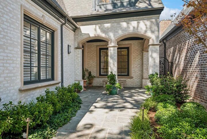 Property Photo:  37 Kennington Court  TX 75248 