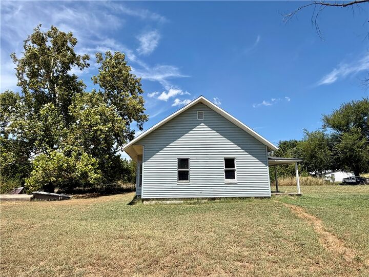 Property Photo: 10099 Cherokee Main Street AR 72734