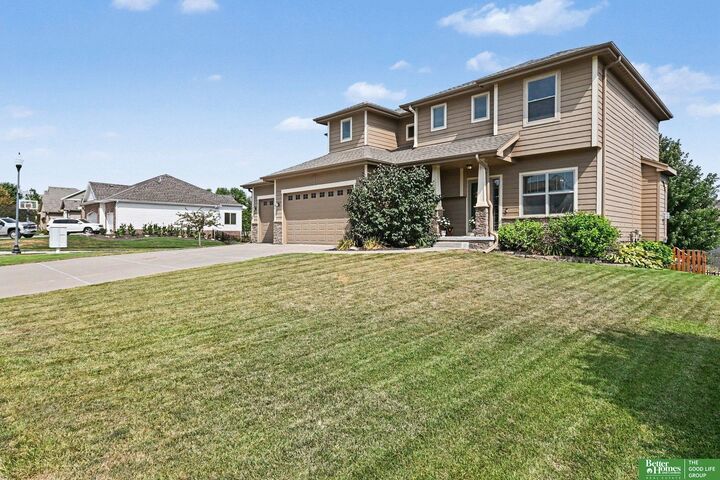 Property Photo: 1410 Hardwood Drive NE 68046
