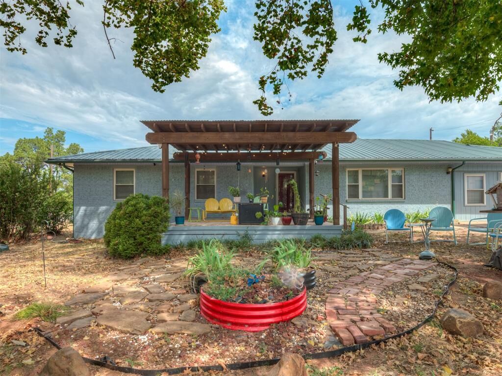 Property Photo: 1812 Wehr Drive OK 73044
