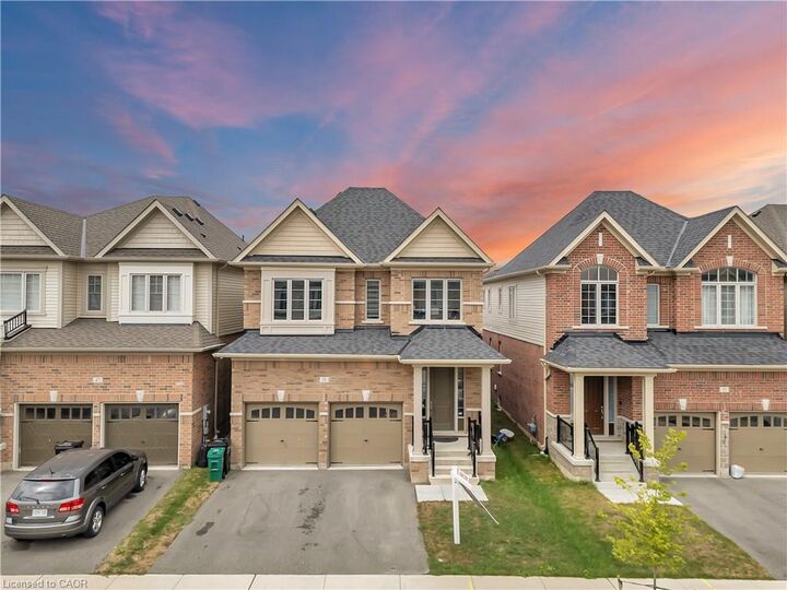 Property Photo:  51 Georgina Street  ON N2R 0S6 